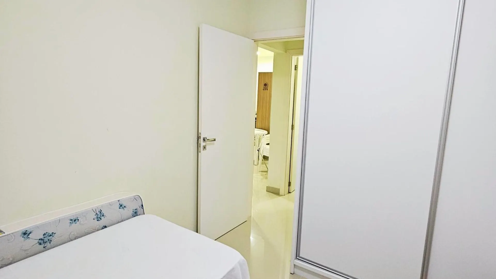 Apto Caminho Do Mar Em Bombinhas Apartamento